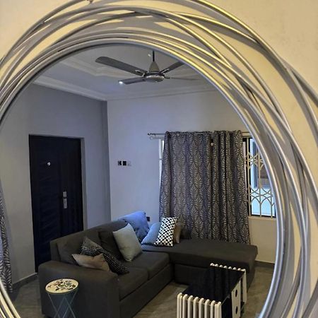 Baffour Apartments Adiebaba Экстерьер фото