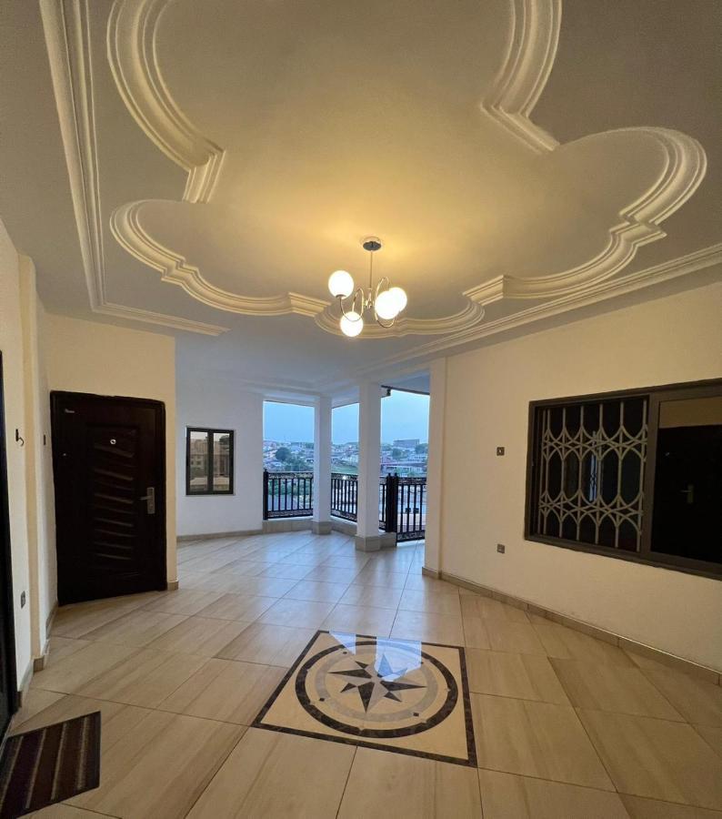 Baffour Apartments Adiebaba Экстерьер фото