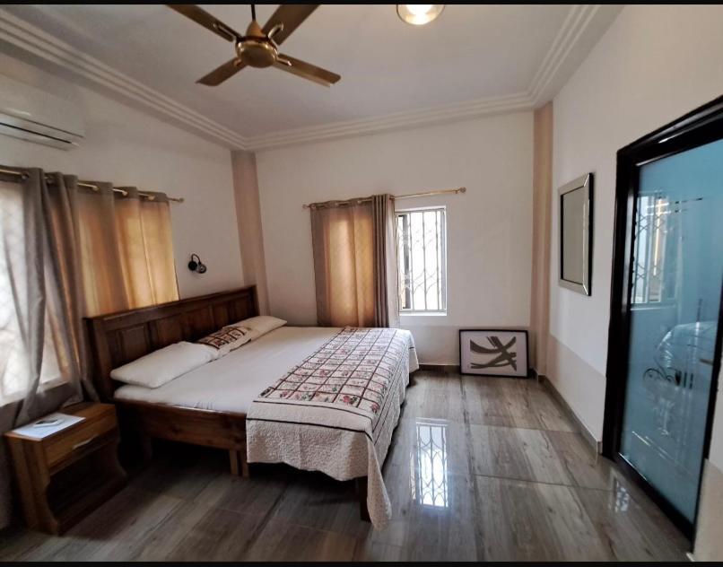Baffour Apartments Adiebaba Экстерьер фото