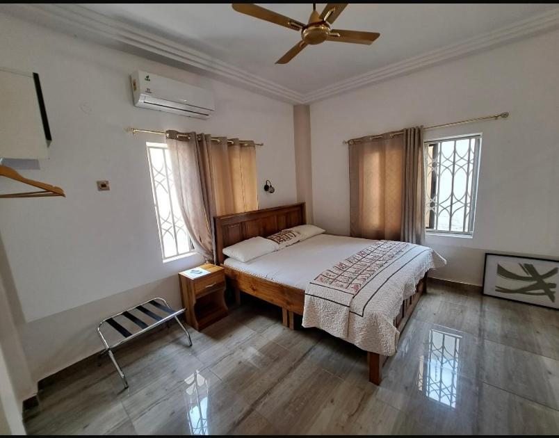 Baffour Apartments Adiebaba Экстерьер фото